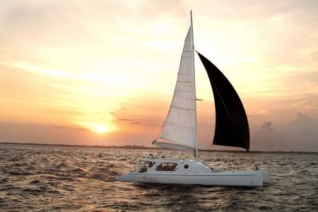 Waka Sailing to Lembongan Island